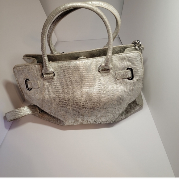 Michael Kors Embossed Metallic Hamilton - Picture 5 of 12